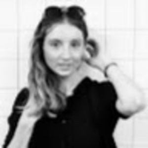 Meet your Posher, Valeria